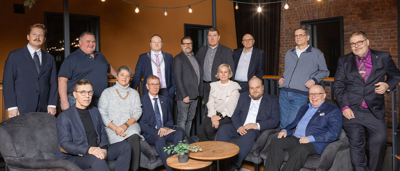 Mukaan yhdistyksen hallitukseen